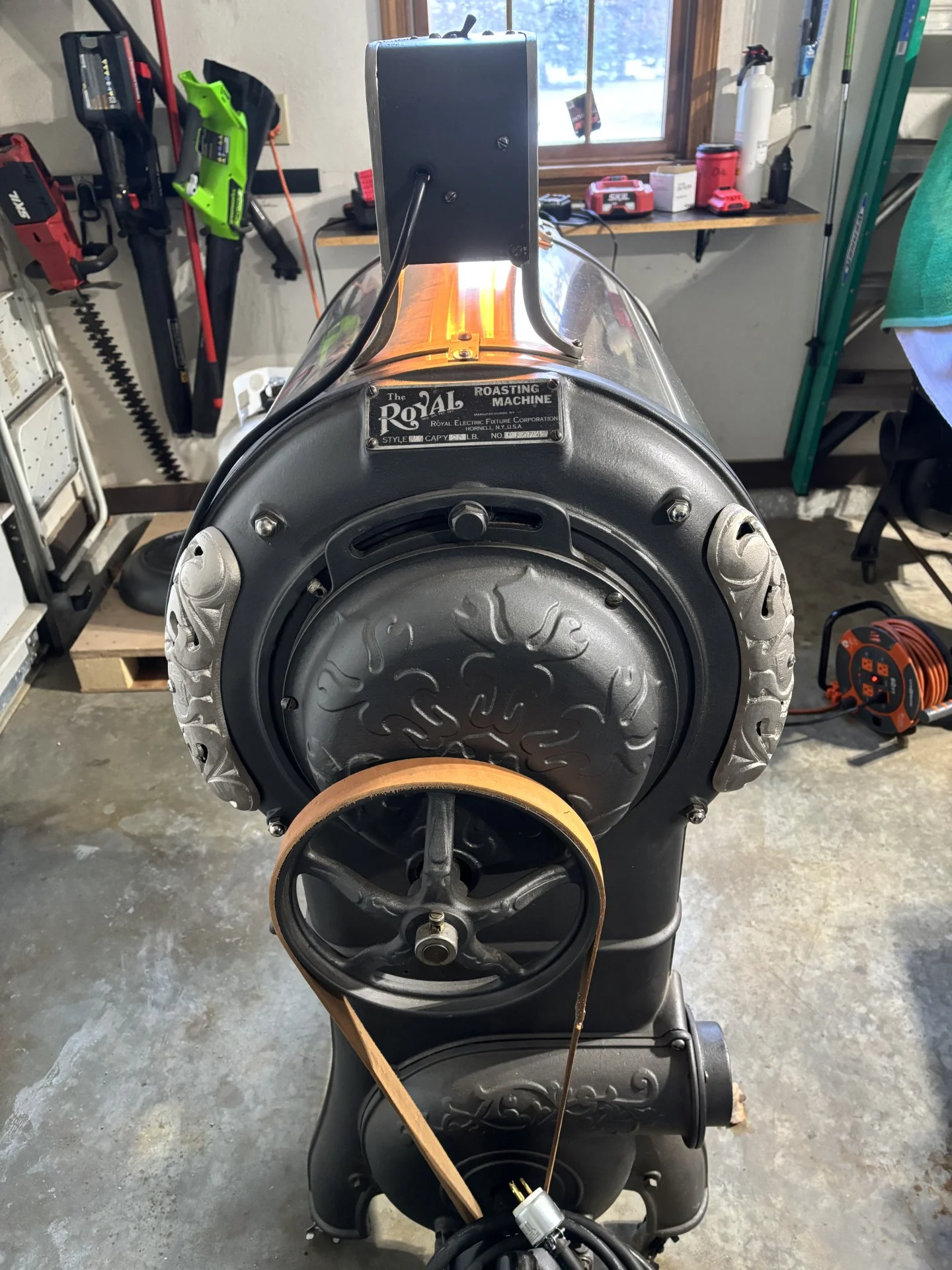 Royal #5 Rear view NY.webp