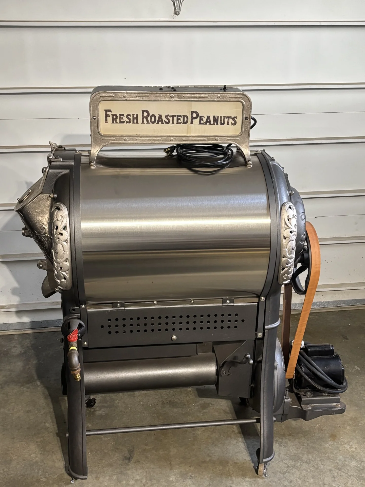 Royal LP Connection 12-25.webp