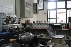 sixgrinder1.webp