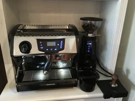 SOLD: La Spaziale Dream T and Fiorenzato F4 Grinder, less than 1 year old.