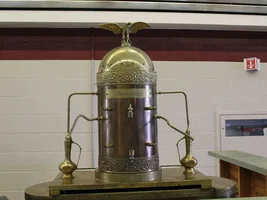 New to business and need help on make/model of this antique machine