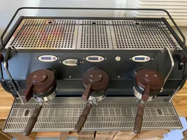 For sale: La marzocco strada ep3 espresso machine