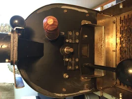 SOLD: Artigiano 2.5 kg Roaster- $3500