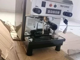 I found a listing for a good condition Bezzera Prof'express with 2 portafilters, how much should i pay for it