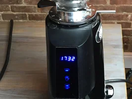 SOLD: La Spaziale Dream T and Fiorenzato F4 Grinder, less than 1 year old.