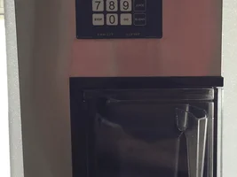 [Want to Sell] Pre-Owned Blendtec BDI 503 Narrow Commercial Blenders