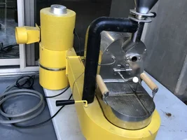 What type of roaster is this? There is no logo or brand name anywhere on the roaster.