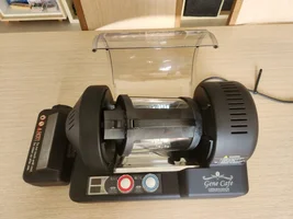 Gene Caffe to sell in Singapore