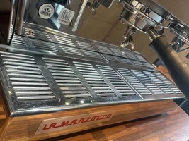La Marzocco Linea AV - 2 group - top condition